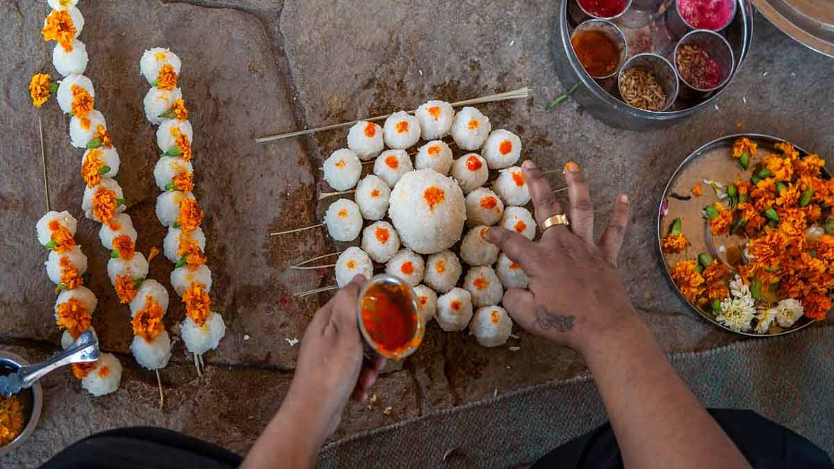 Pind Daan at Falgu river and Vishnupad Temple in Gaya, Bihar during Pitru Paksha 2026